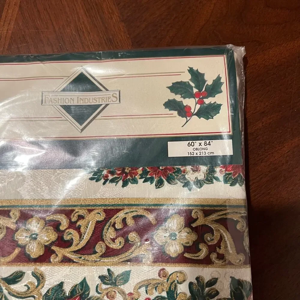 NWT Florentine Holiday Tablecloth Christmas Theme Covering 60” x 84” Oblong